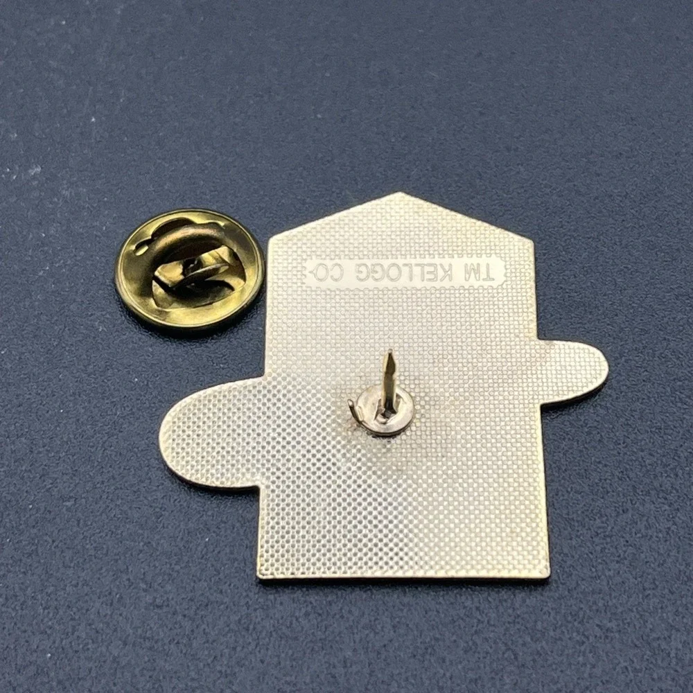 1992 Albertville‎ Winter Olympics Kellogg's Team USA Bobsled Lapel Hat Pin